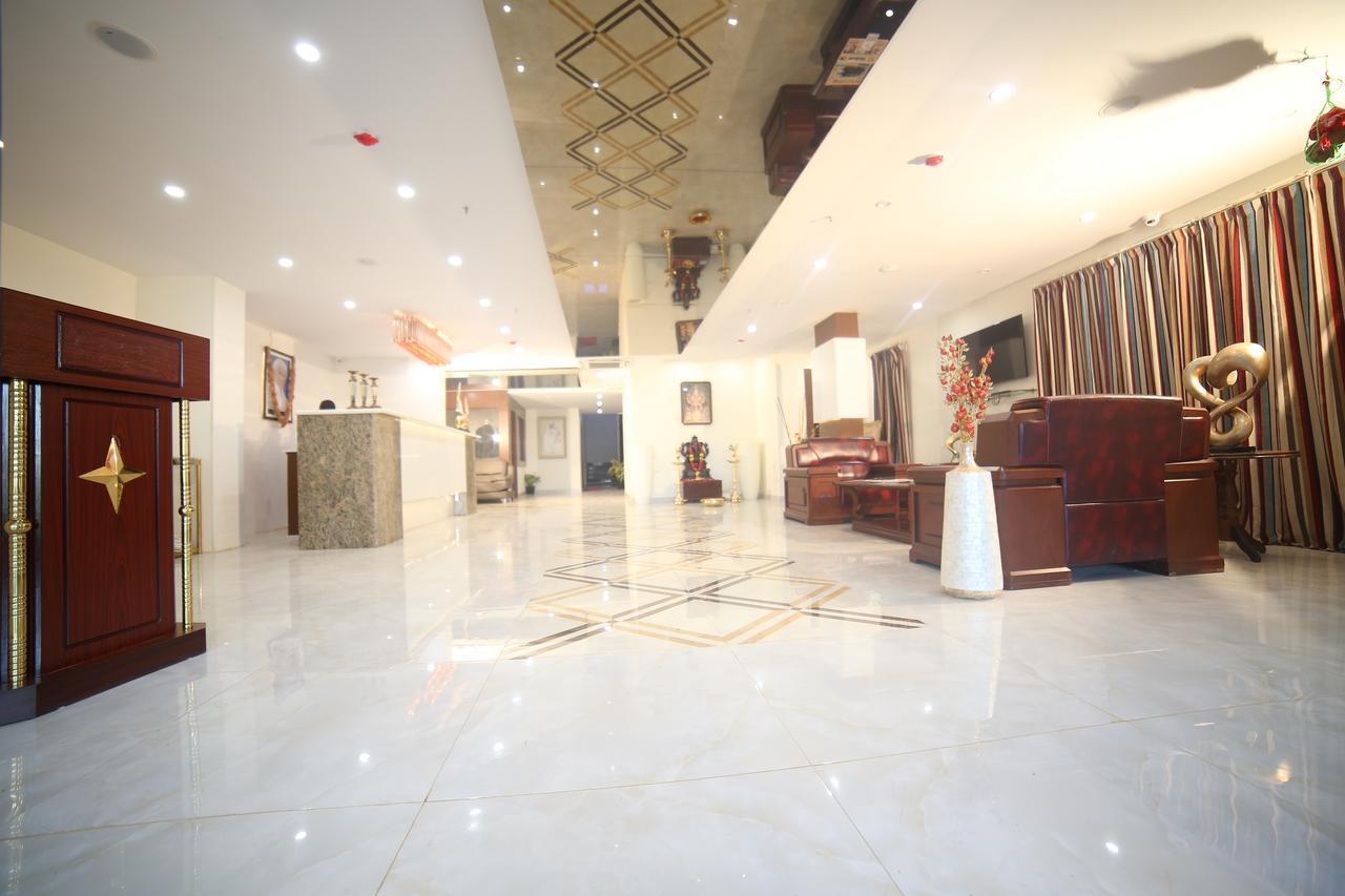 Hotel Suraj Grand Nandyal Esterno foto