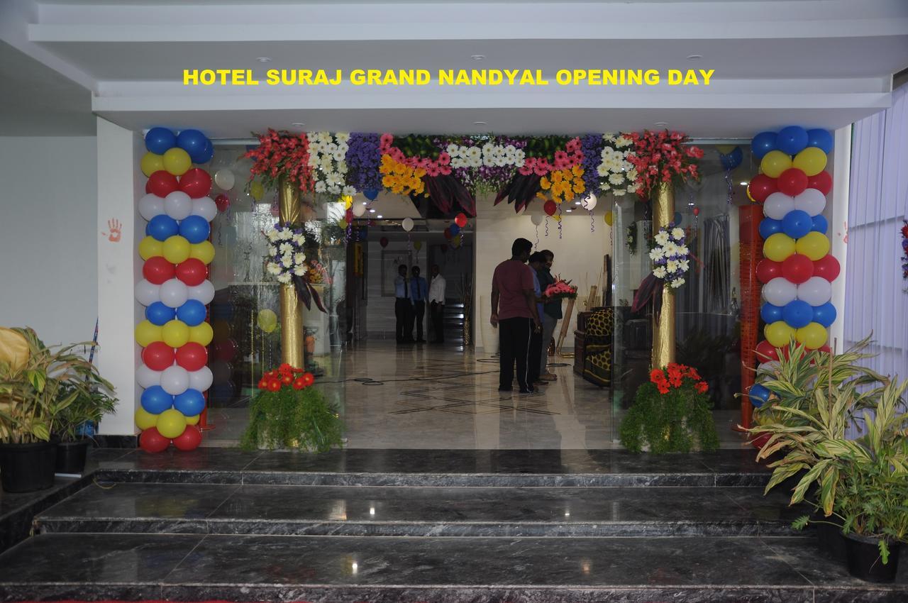 Hotel Suraj Grand Nandyal Esterno foto